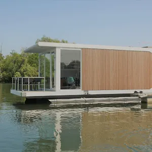 Houseboat Martinique Vakantiehuis