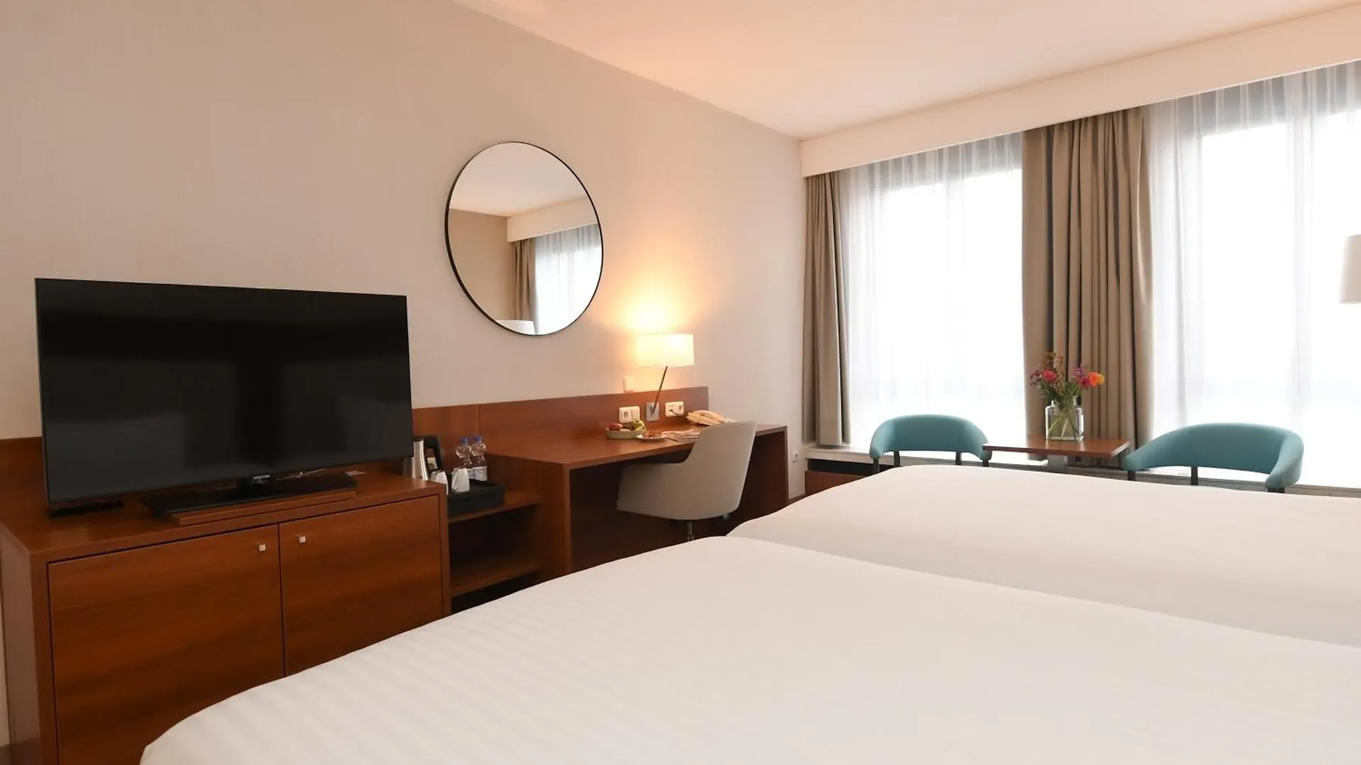 Crowne Plaza Maastricht By Ihg Hotell