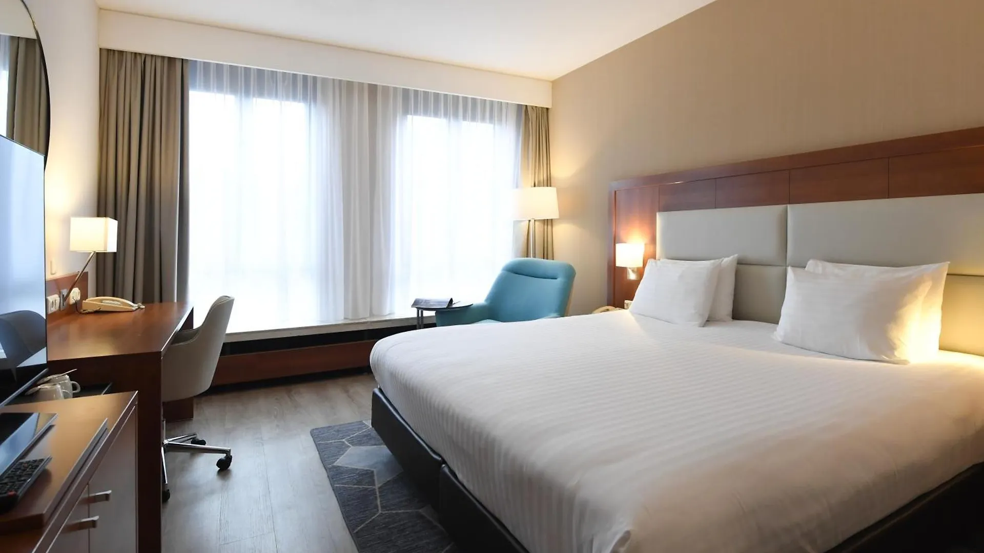 Crowne Plaza Maastricht By Ihg Hotell