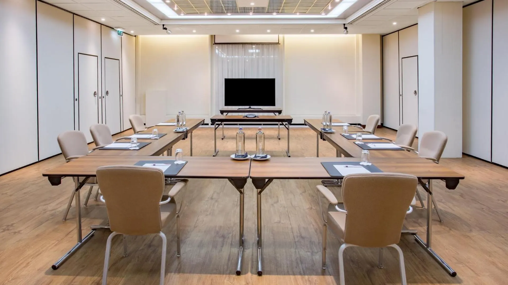 Crowne Plaza Maastricht By Ihg Hotell