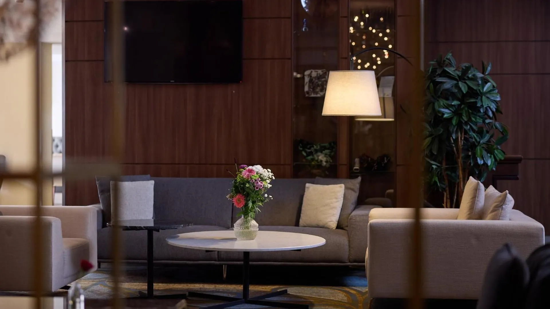 Crowne Plaza Maastricht By Ihg Hotell Nederländerna