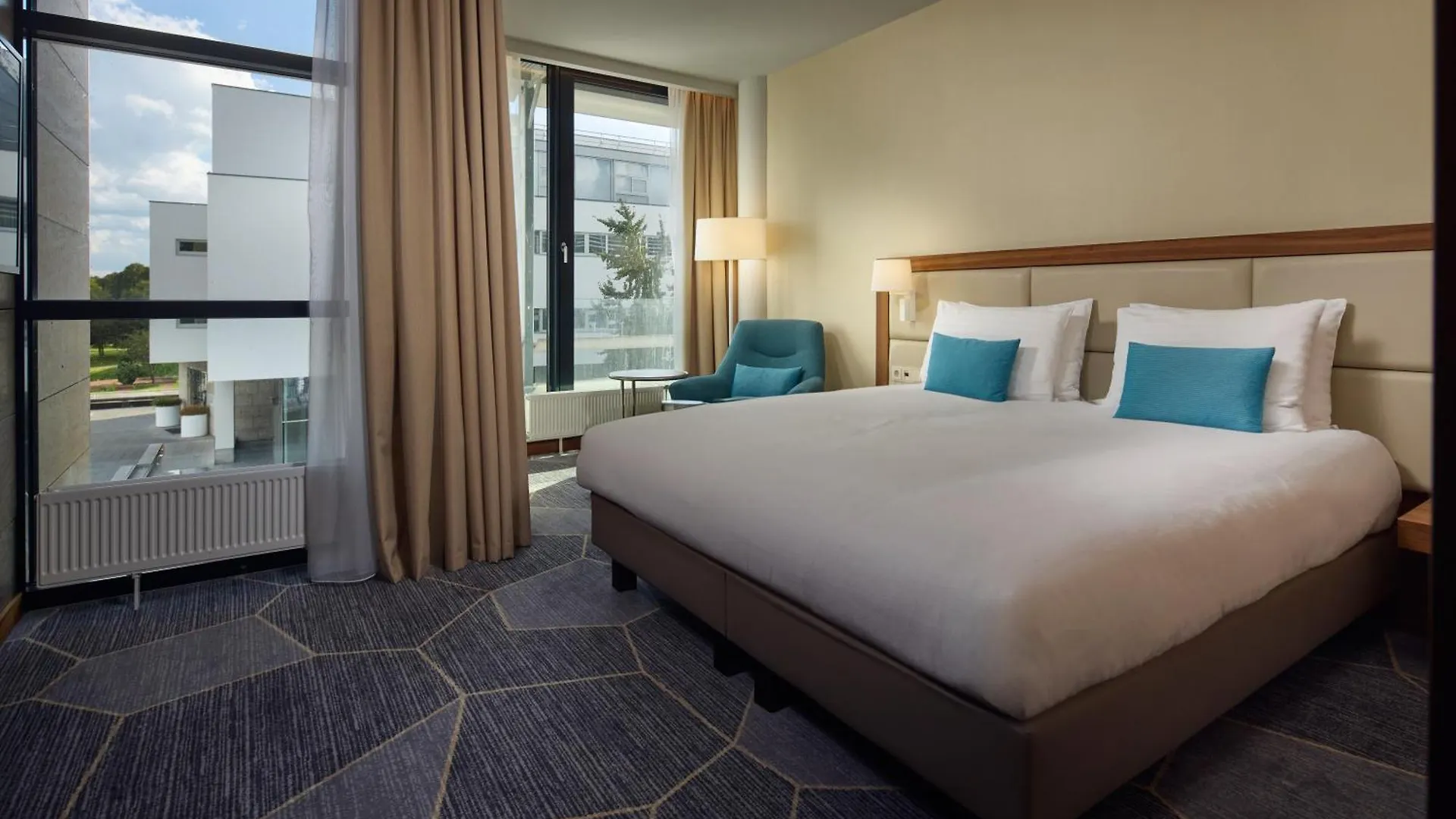 Crowne Plaza Maastricht By Ihg Hotell