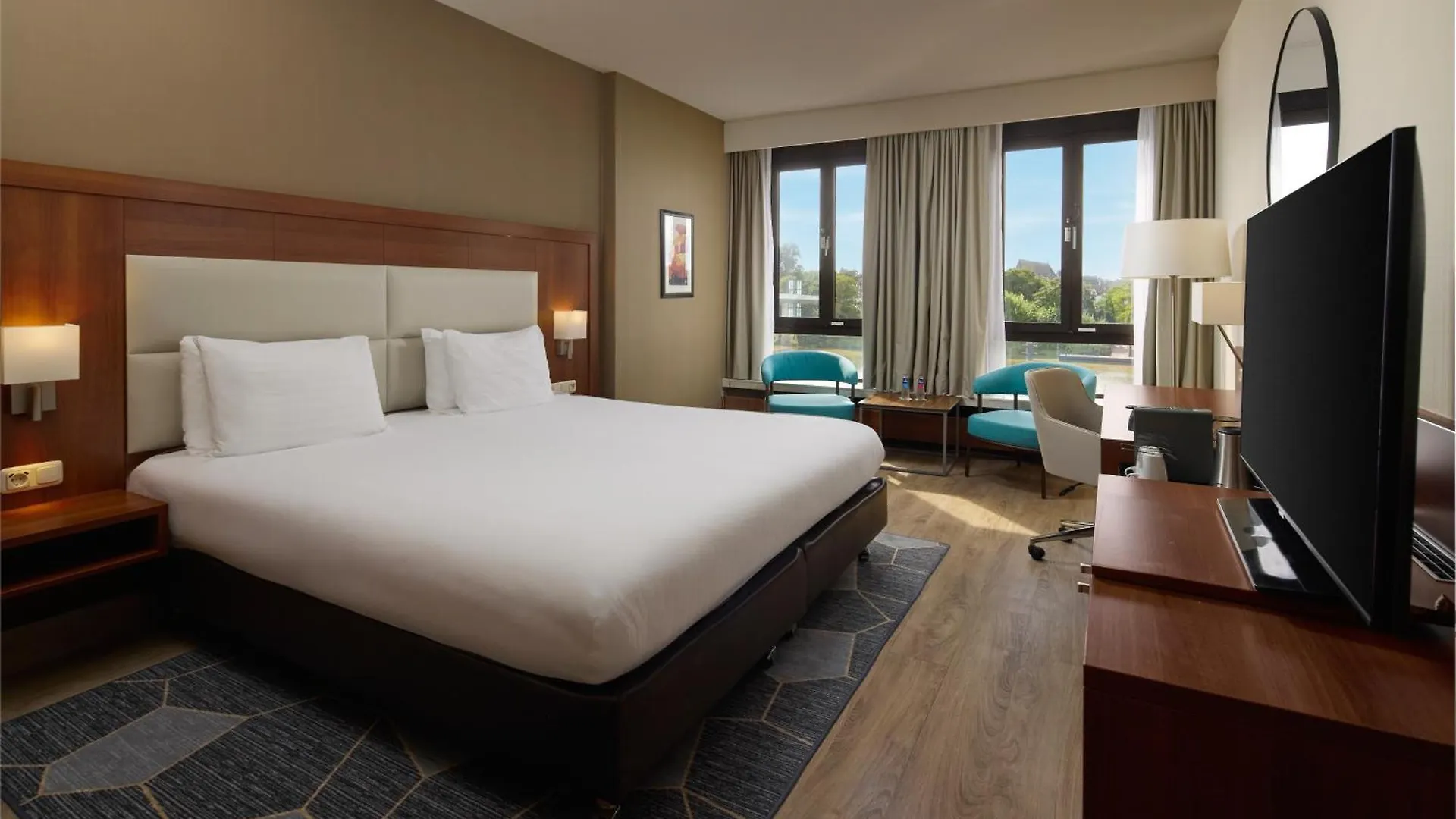 Crowne Plaza Maastricht By Ihg Hotell